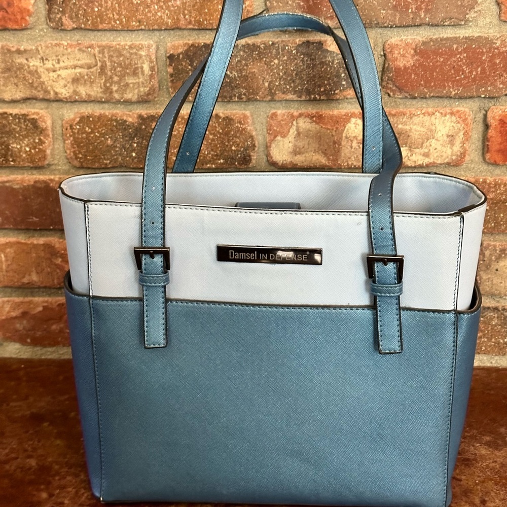 Blue and Light Blue conceal carry purse.
